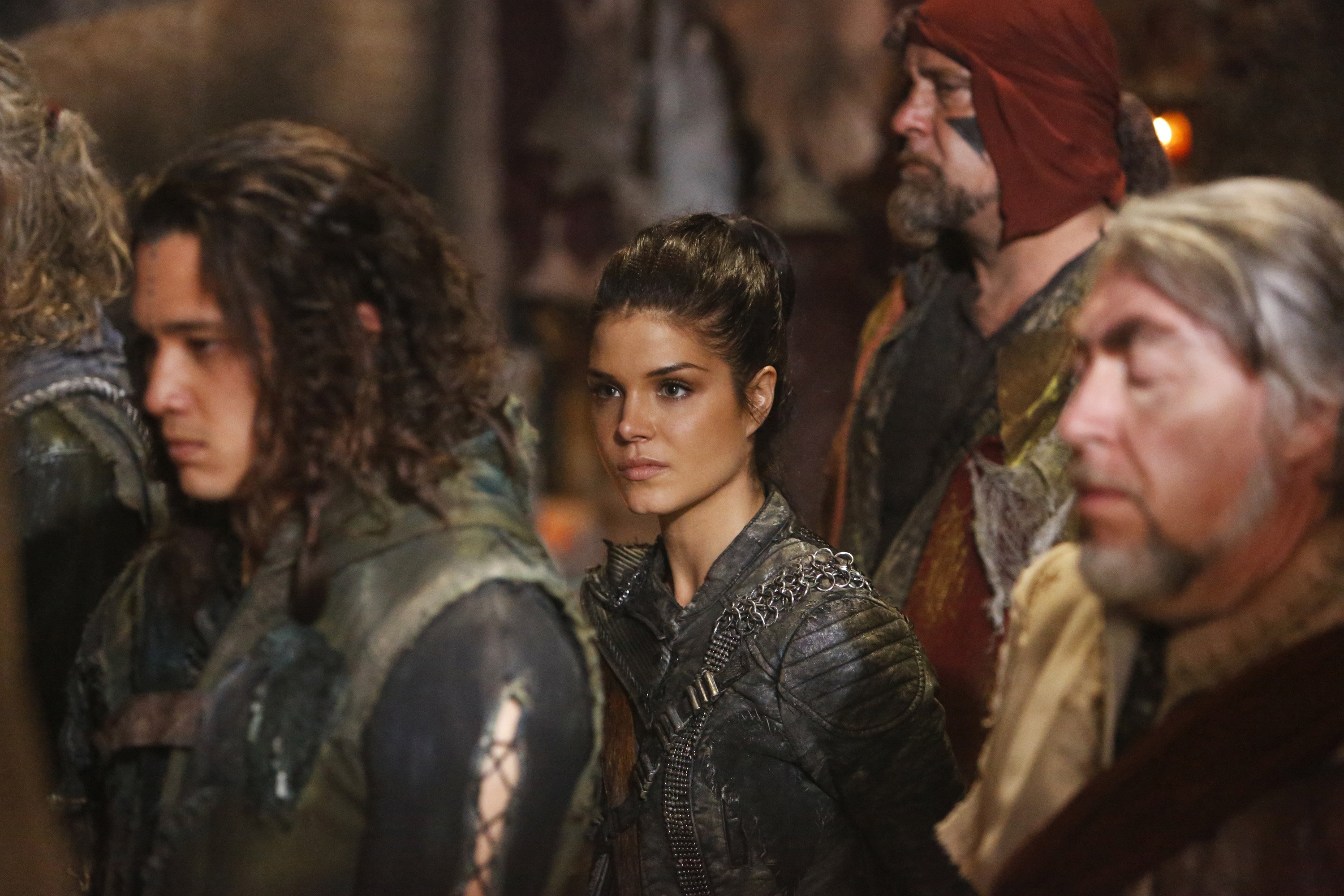 The 100 - Octavia And Ilian | Marie Avgeropoulos, The 100, Octavia